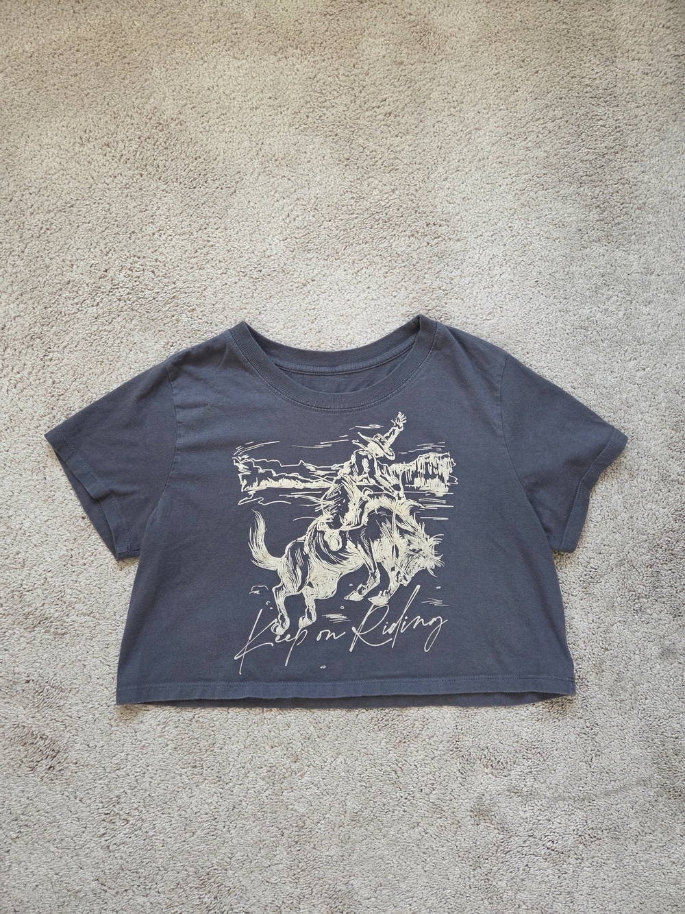 Keep On Riding Cowboy Graphic Cropped Tee - Picture 1 of 2